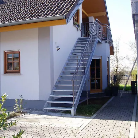 Haus Giesner * Kappel (Rhein-Hunsruck)